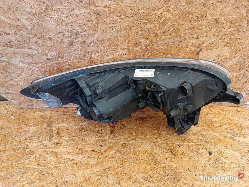 LAMPA LEWY PRZÓD REFLEKTOR EU 260602051R RENAULT Nowy Tomyśl