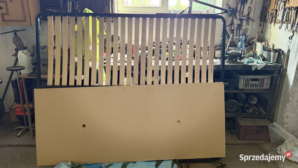 Łóżko 160x200 z materacem Zgierz