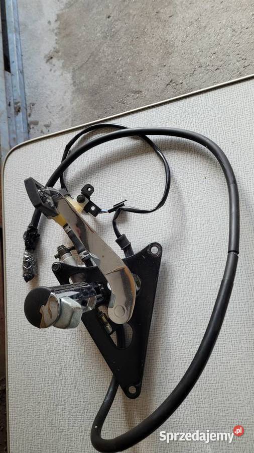 Kawasaki Nv1600 set podnózki prawa i lewa przód Małomice