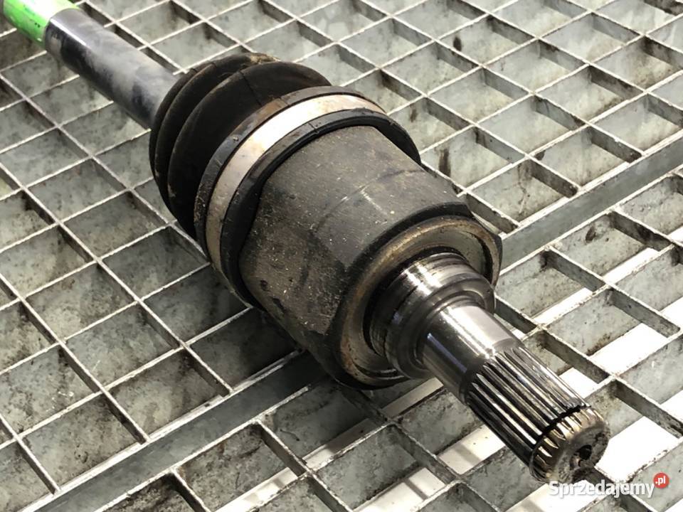 PÓŁOŚ LEWY PRZÓD HYUNDAI ELANTRA VII 49500AA000