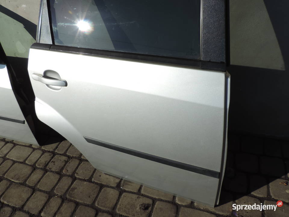 DRZWI PRAWY TYŁ FORD FIESTA MK5 5D KOLOR 62 Nowy Sącz