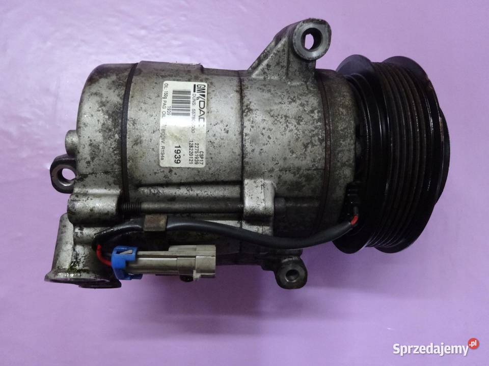 Opel Insignia 18 16V A18XER 13R140 557805030 osobowe