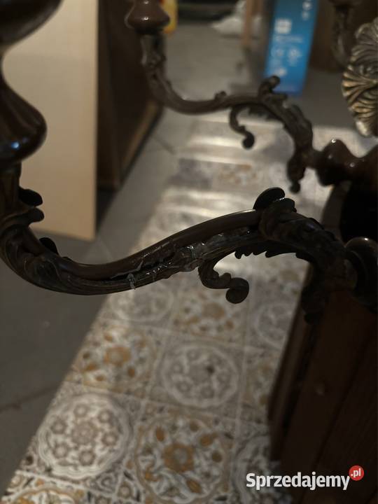 Żyrandol Mosiężnoporcelanowy 8 żarówek mazowieckie Warszawa sprzedam