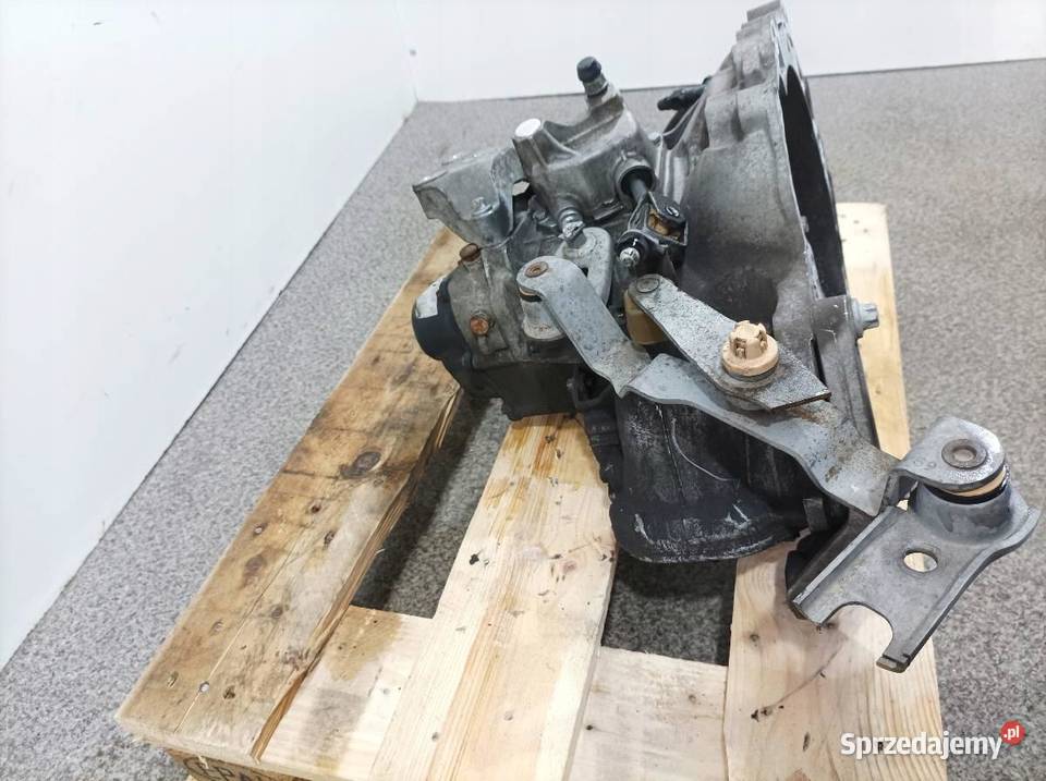 SKRZYNIA BIEGÓW 55565178 13 CDTI Opel Corsa IV sprzedam