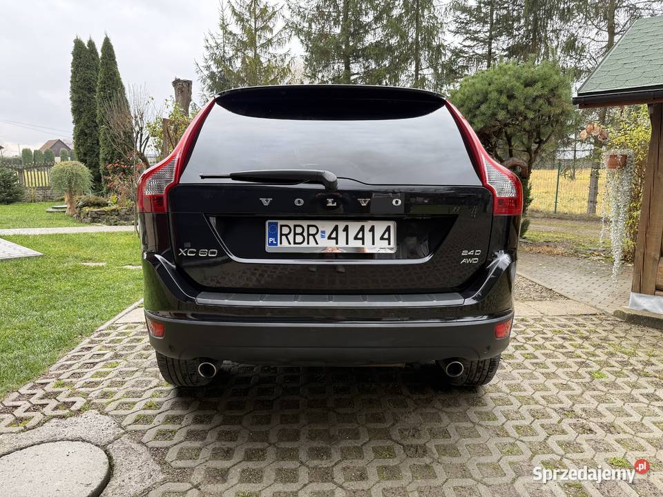 VOLVO XC60 24D AWD Summum 20092010 208kkm stan gniazdo AUX Humniska