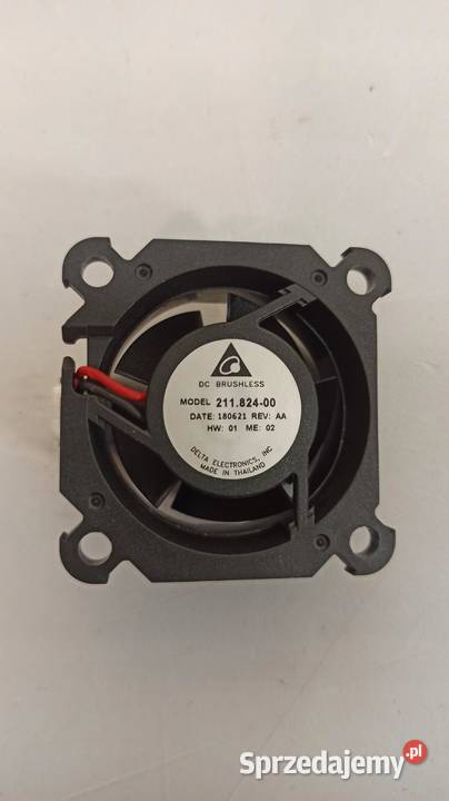WENTYLATOR LAMPY PRZÓD W213 21182400