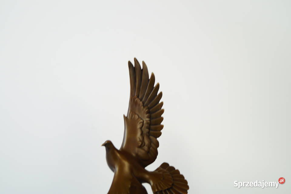 Lecący gołąb figura z brązu gołąbek pokoju Gizałki sprzedam