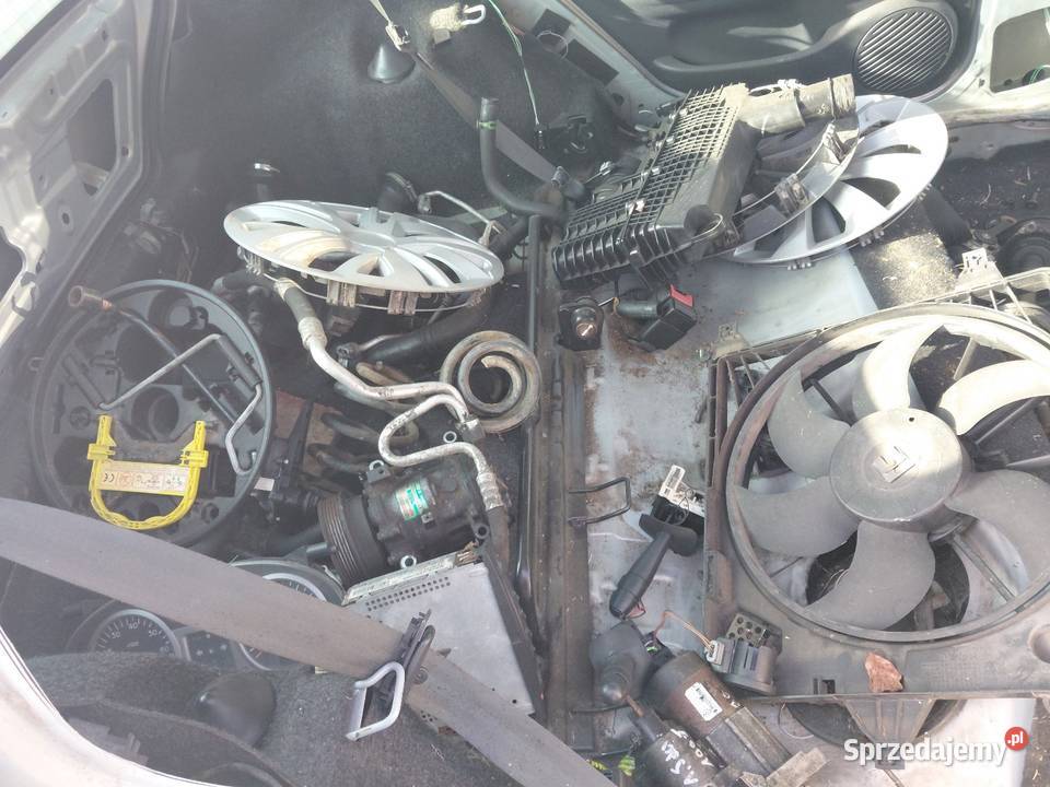 Sprzedam czesci renault clio 2 15dci Samochody na części Krosno
