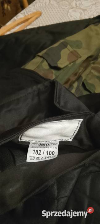 Wojskowy kombinezon czołgisty Antyki, Sztuka, Kolekcje Nisko