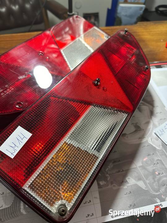 Lampy DE GREFF CARAVAN prawa lewa do przyczepy