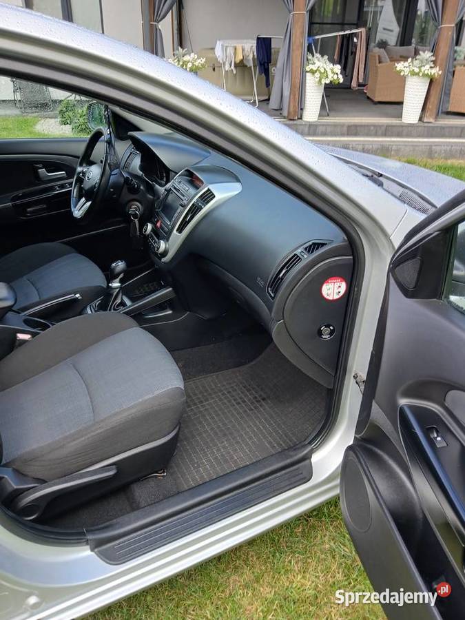 Sprzedam Kia Ceed 16 CRDI gniazdo SD Motoryzacja Tuchola sprzedam