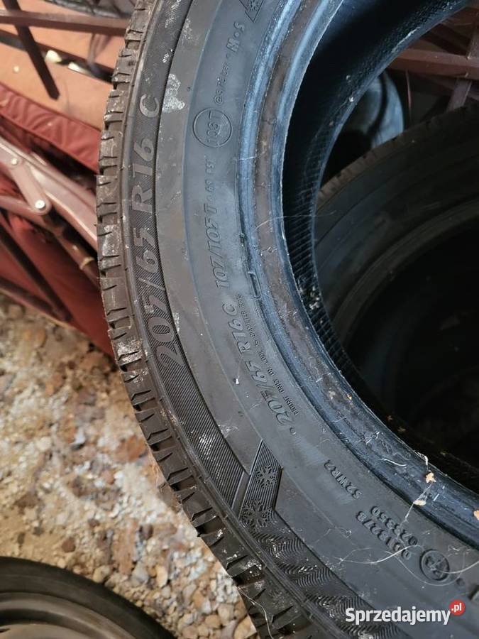 Opony vivaro bus typ c Jędrzejów sprzedam