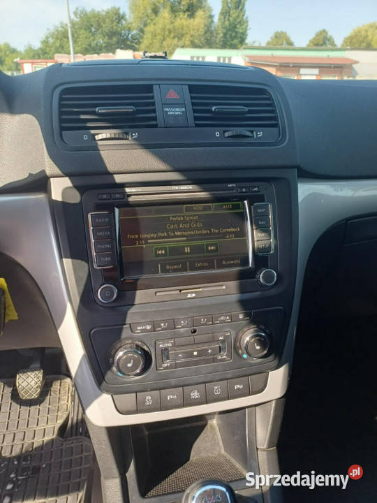 koda Yeti 4x4 Panorama Grzane fotele Parktornik 4/5 Śrem