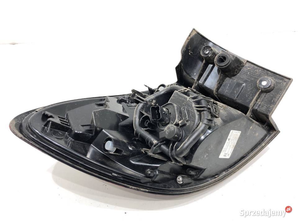 LAMPA PRAWY TYŁ RENAULT CAPTUR I Crossover