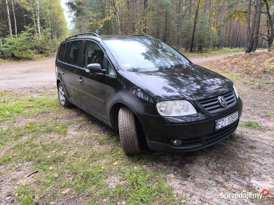 Vw Touran 19 TDI 2006r najlepszy silnik wygodne sprowadzony Trzebiechów