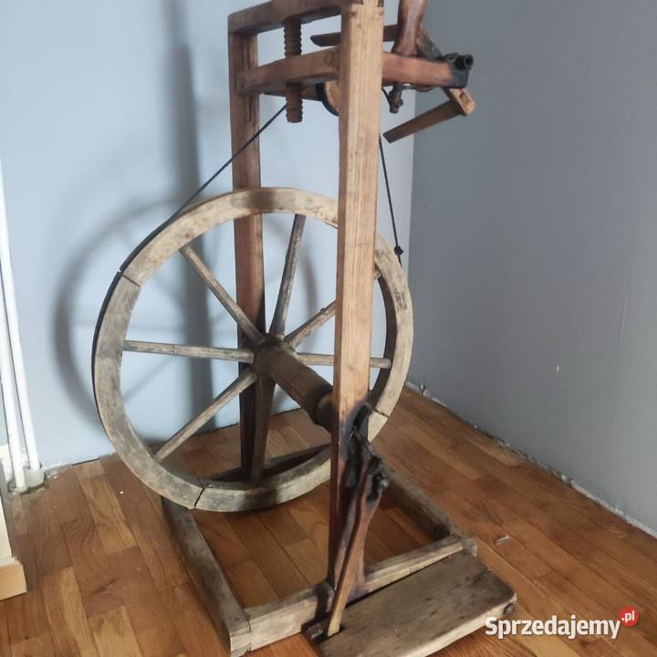 Zabytkowa warcula Łomianki