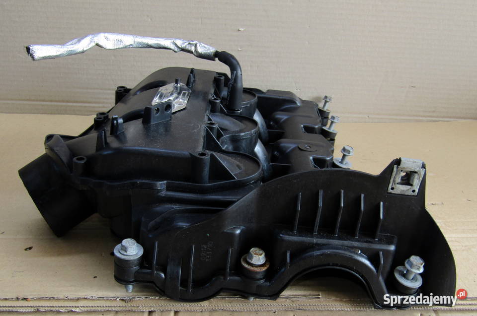 POKRYWA ZAWORÓW CITROEN C5 X7 30HDI V6 Rok produkcji 2011 Osłony silnika Mysłaków