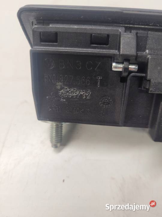 KLAMKA KLAPY TYŁ AUDI A4 A5 A6 Q5 5N0827566T sprzedam