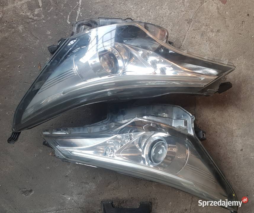 Lampa Reflektor LED TOYOTA AVENSIS T29 T27 LIFT Radom