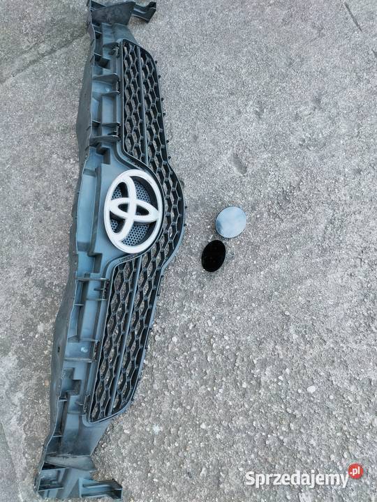 Atrapa grill Toyota Auris 0610 5311102390
