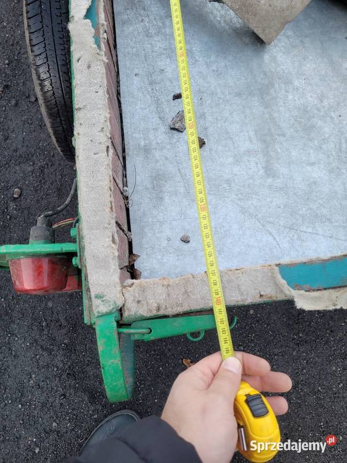 Przyczepka sam oś na resorze