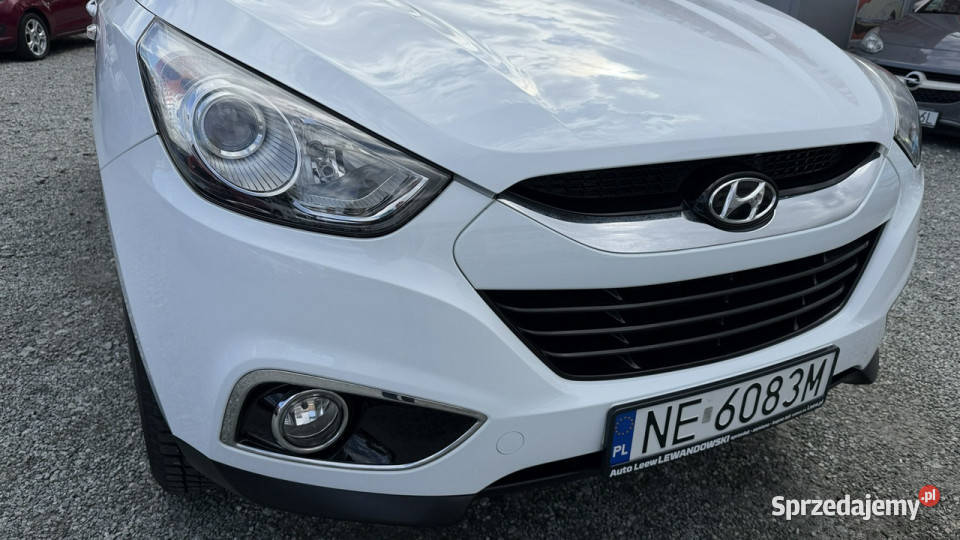 Hyundai ix35 20 Benzyna Moc 163 Przebieg 111 gniazdo AUX Elbląg