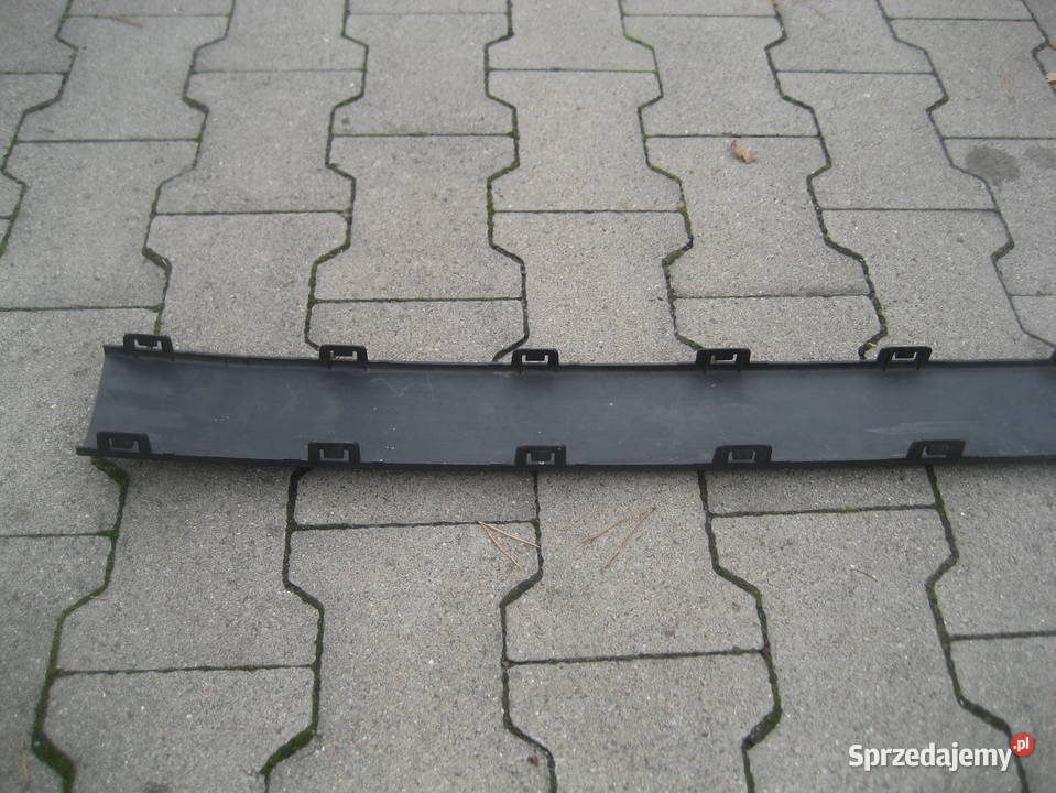 audi 80 b4 sedan 9295r listwa zderzaka tył osobowe