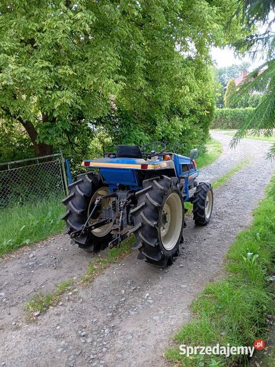 Traktor Iseki TU 240 24 4x4 yanmar Kubota Skrzynia biegów Manualna Rzeszów