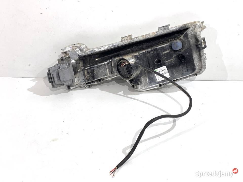 LAMPA DRL PRAWY PRZÓD VOLVO V60 I 31420396 Kombi