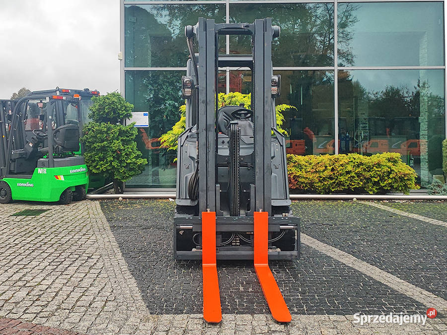 Wózek widłowy Linde E25H01600 triplex 533 m Toyota Kęty
