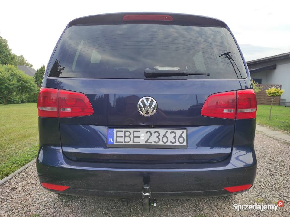 Volkswagen Touran 16 TDI oszczędny garażowany