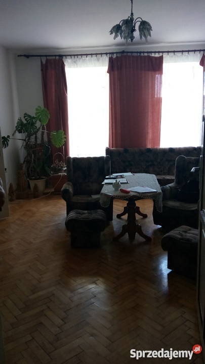 Mieszkanie w Dzierzkowie miejsce parkingowe