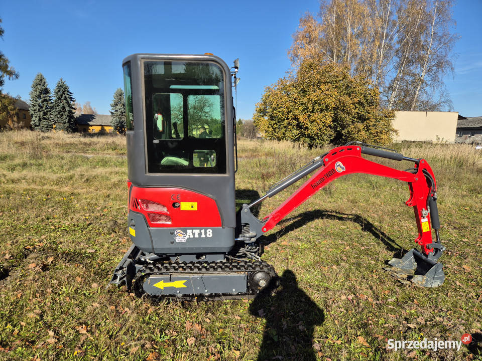 Minikoparka AT18 KUBOTA D902 1800 z kabiną 4 Grodziec