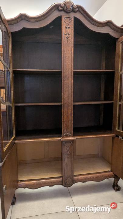 Dębowa bibliotekawitryna ludwikowskadostępne Dąbrowa Górnicza