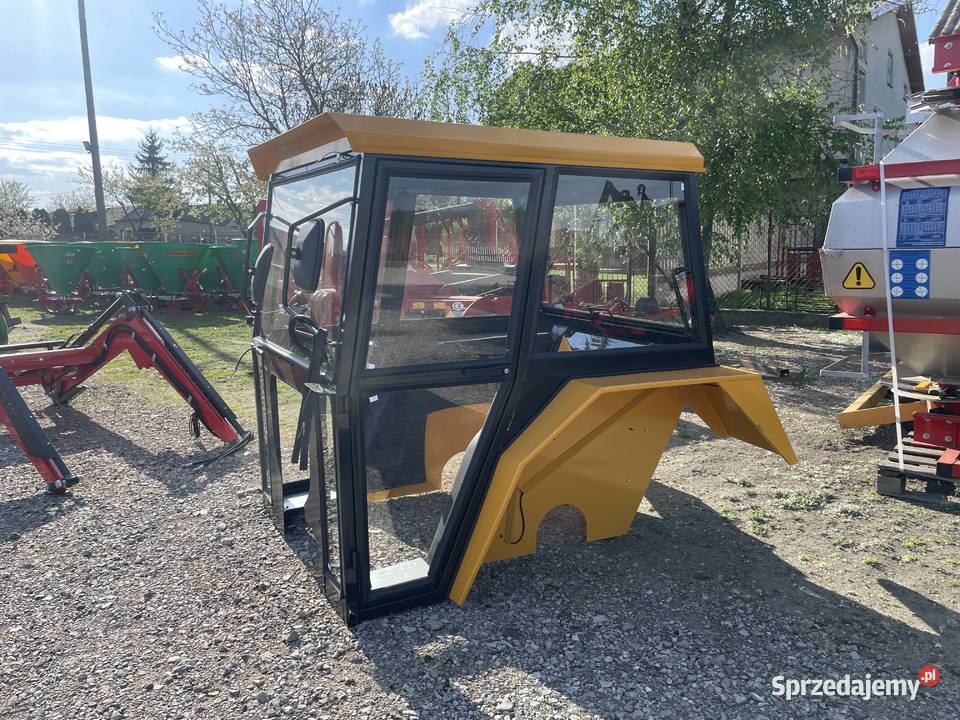 Kabina do ciągnika T25 MF URSUS Kraków