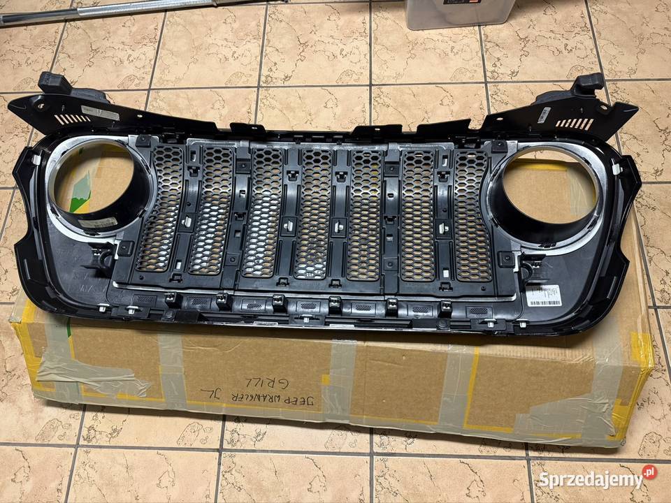 Jeep Wrangler JL Sahara atrapa grill pomorskie Słupsk