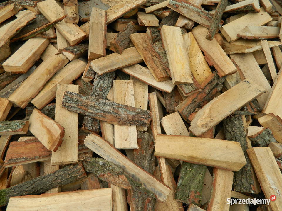 Opał zrzyny skałki polana dębowe drewno
