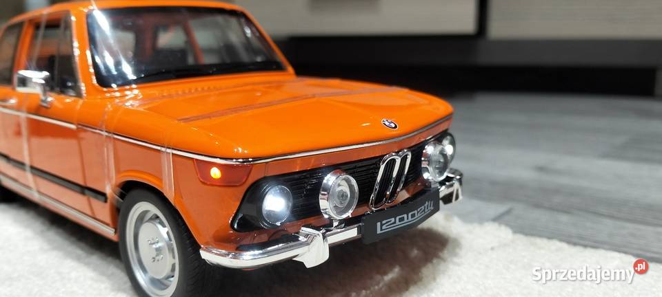 BMW 2002 Tii w skali 118 Kutno