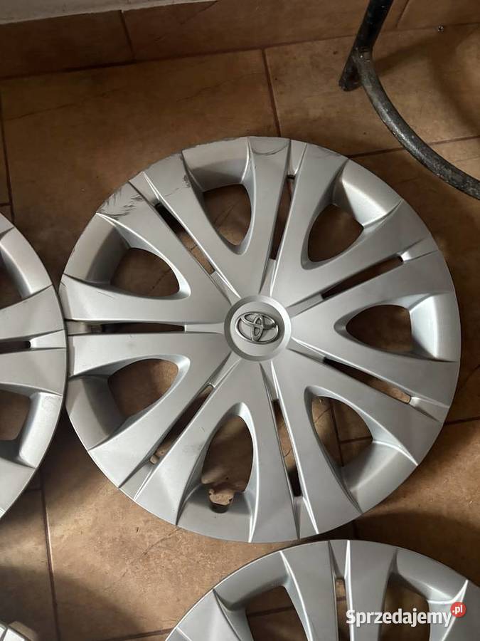 Kołpaki 16 toyota osobowe mazowieckie Niesłuchowo