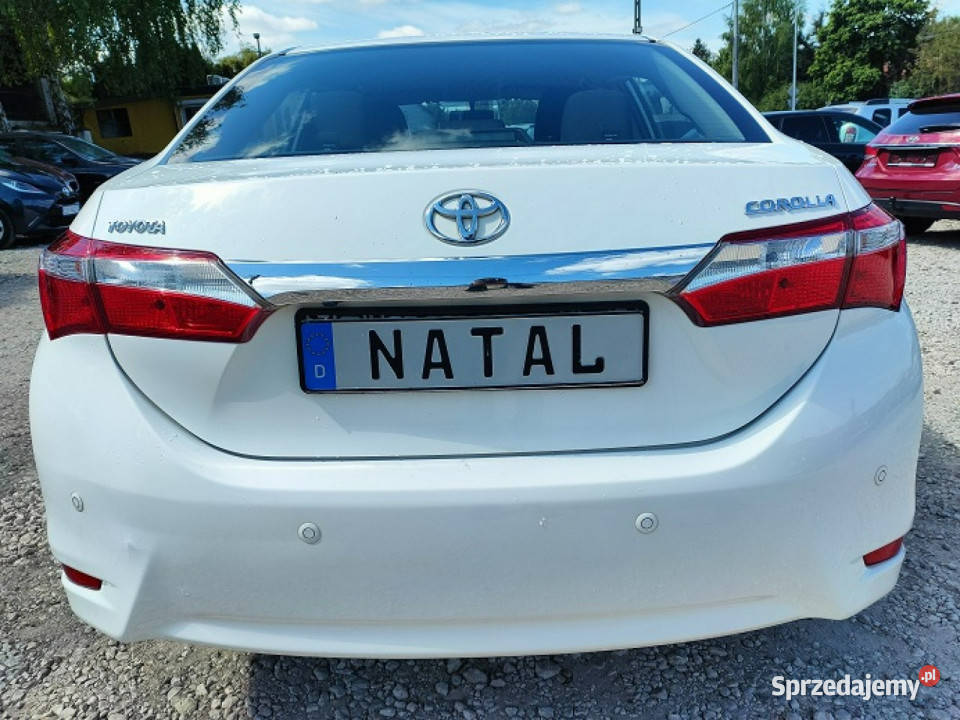 Toyota Corolla Zadbana Seria E16 2012 czujnik parkowania kujawsko-pomorskie