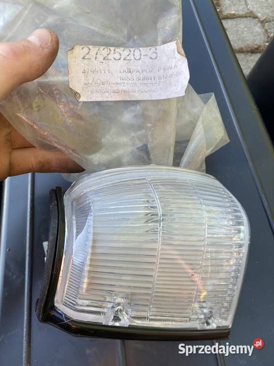 NOWA Lampa Pozycyjna Prawa Nissan Sunny B12 N13 Kamocin