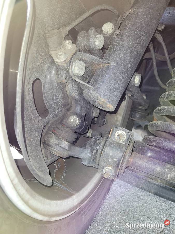 MercedesBenz S124 E220T żółte blachy nieuszkodzony Klasa E Czepino