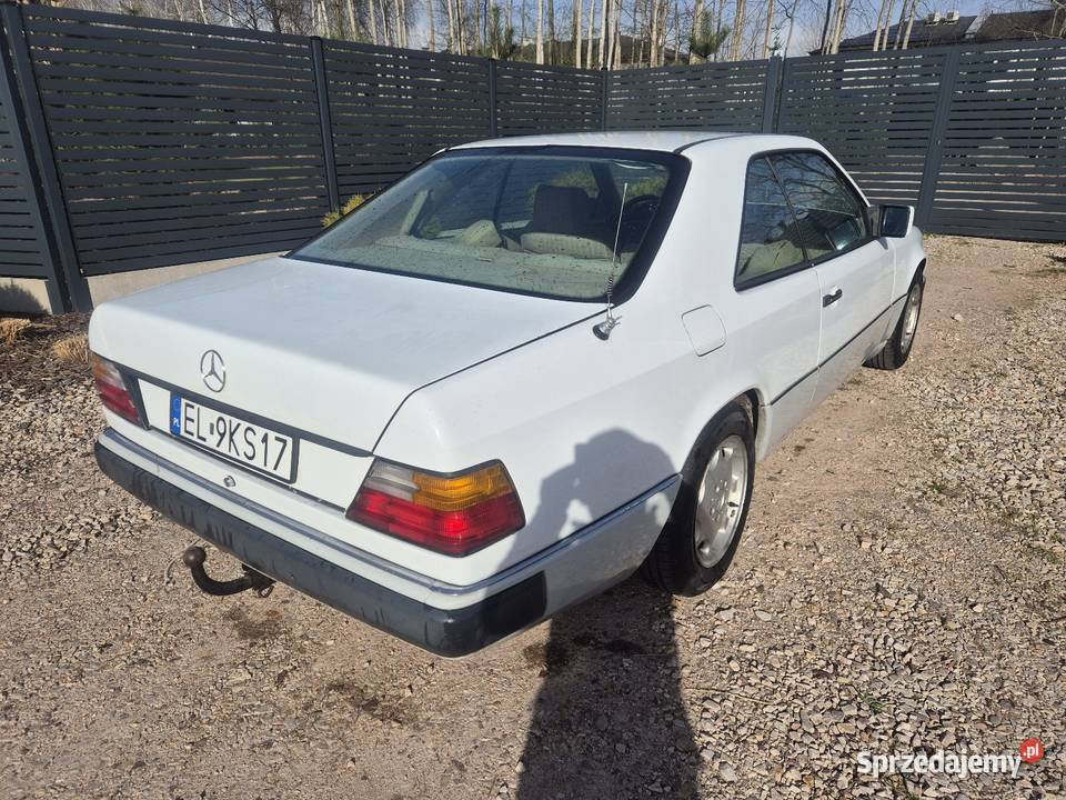 MercedesBenz W124 300ce 90 r KLASYK nowe opony i łódzkie Łódź