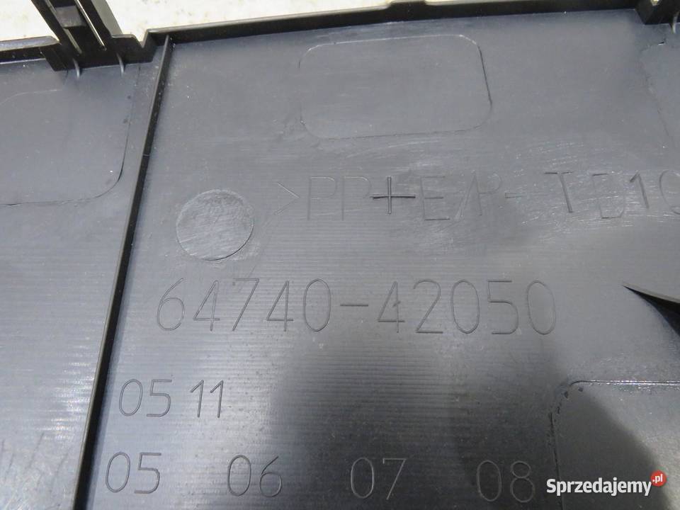 BOCZEK BAGAŻNIKA LEWY RAV 4 III LIFT 6474042050