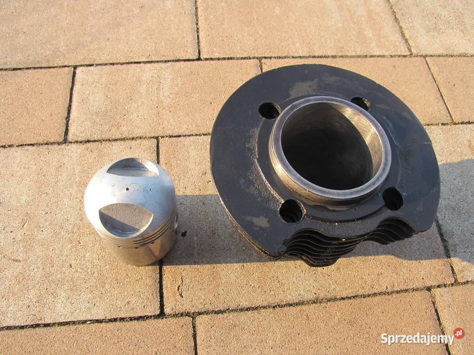 Cylinder Junak M10 tłok FSO oryginalny Rzepin Drugi