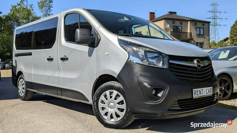 Opel Vivaro BUS 8Osób 16D125OPŁACONYBezwypadkowy Częstochowa
