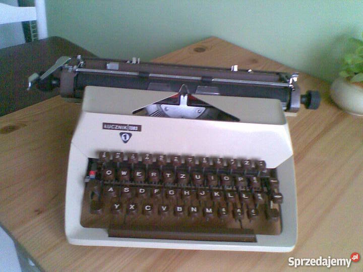 Walizkowa maszyna do pisania Łucznik 1303 Wrocław sprzedam