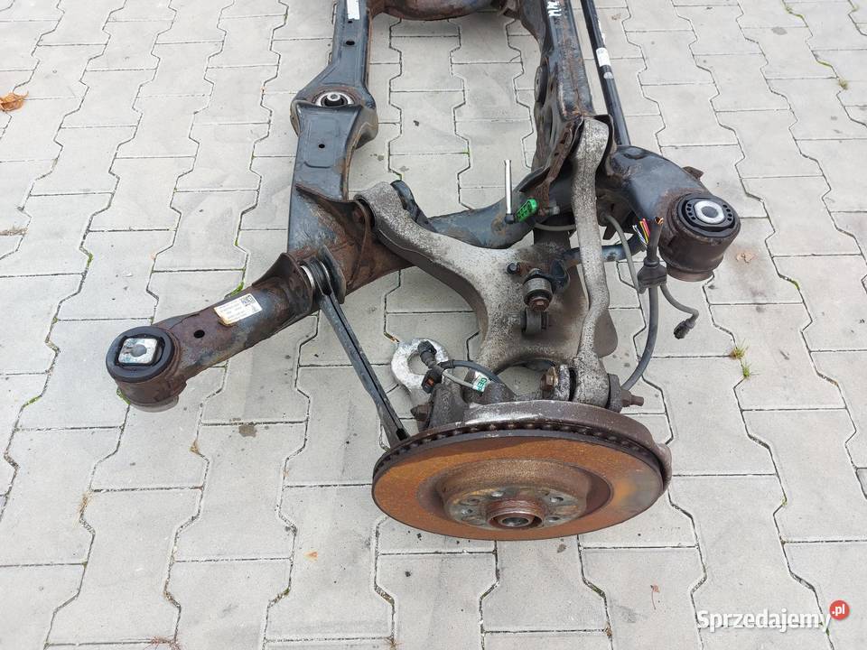 PORSCHE MACAN S 95B 30 TDI Zwrotnica wahacz tył