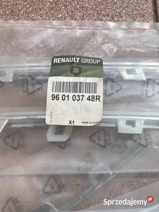 Listwy chrom grilla Renault Megane IV 960103748R Kozy