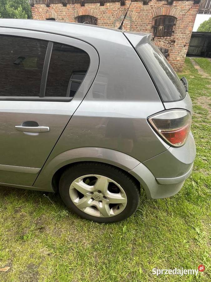 Opel Astra h 17cdti